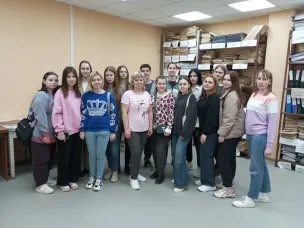 Будущие архивисты-документоведы посетили ГАНО документов по личному составу