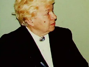 К 100-летию со дня рождения Е.М. Хватовой, доктора медицинских наук, заслуженного деятеля науки РФ (по документам личного фонда № Р-7916)