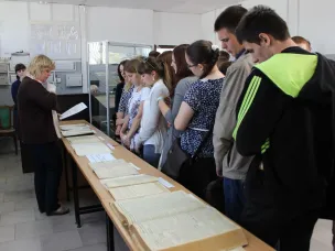 О проведении выставки документов «По страницам истории военных лет г. Арзамаса и Арзамасского района»