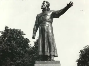 Ко Дню народного единства. О строительстве памятника К. Минину в г. Горьком