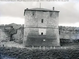 "Восстановленный из руин.  К 75-летию начала реставрации Нижегородского кремля" Никольская башня